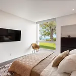 Luxury 4 Bedroom