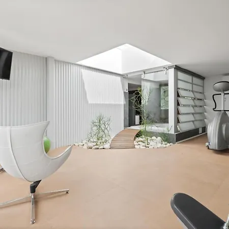 Willa Luxury 4 Bedroom